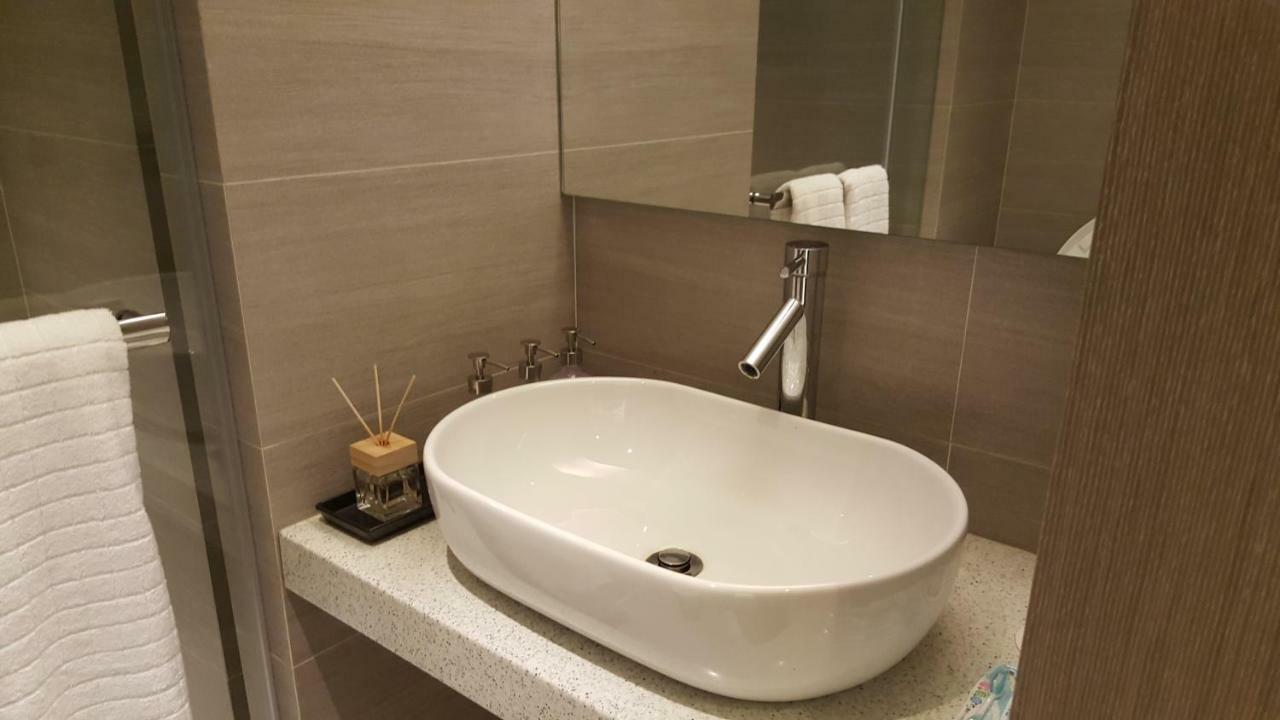 3 Bedrooms And 1 Study And 3 Bathrooms Near Taipei 101 & Mrt Exterior photo